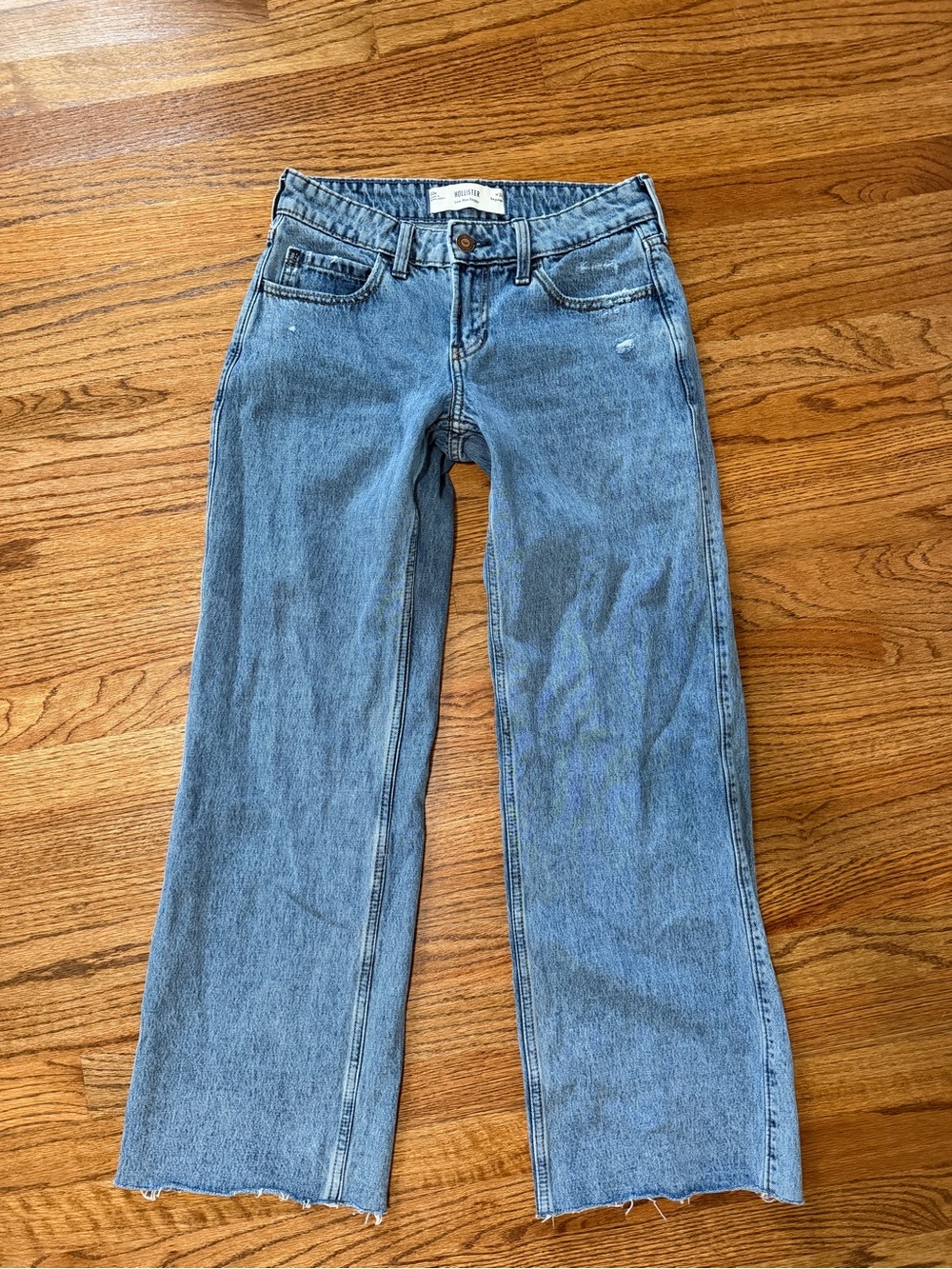 Low rise jeans